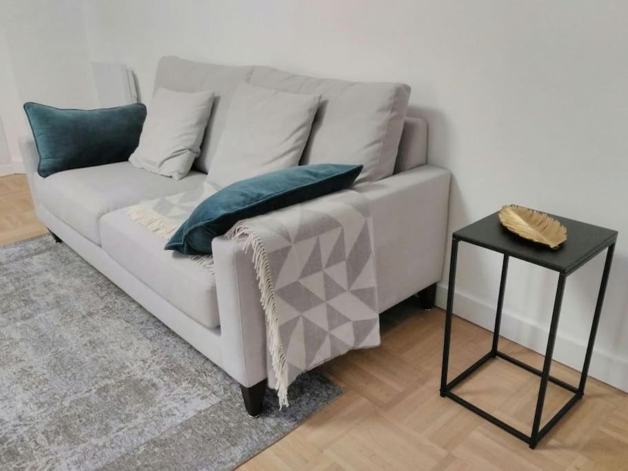 Appartement Quimper Hyper Centre T2 Balcon Lumineux Calme Extérieur photo